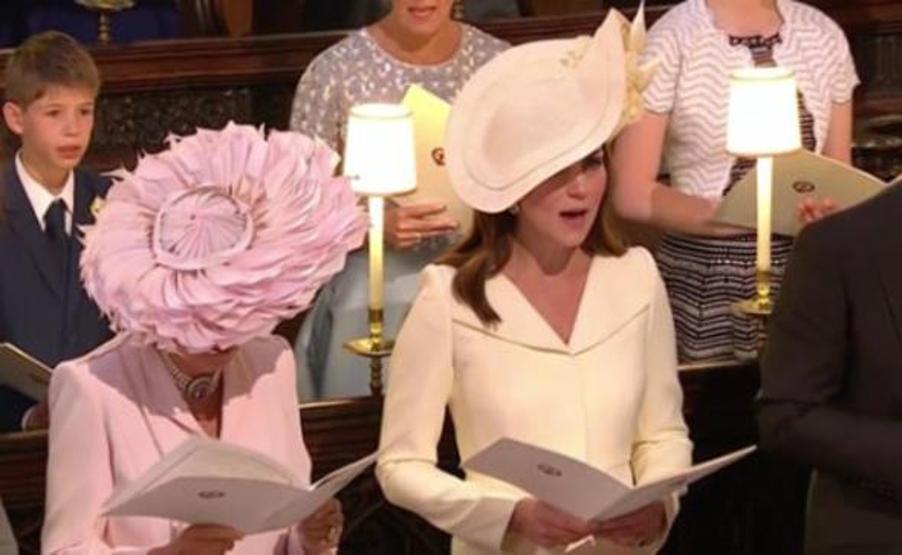 Kate Middletonın düğün kıyafeti sosyal medyayı ikiye böldü