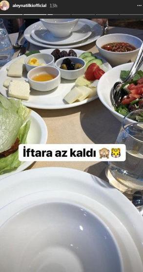 Aleyna Tilkiden iftar paylaşımı