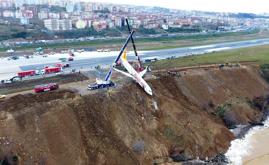 Trabzonda pistten çıkmıştı... O uçak kütüphane olacak