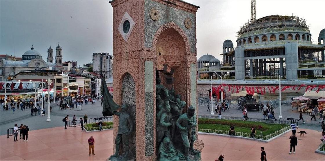 Taksim Camiinde son durum: Ana kubbe betonla kapatılıyor