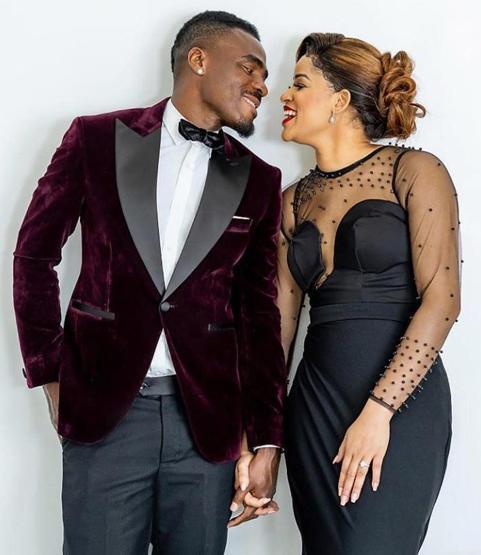 Emmanuel Emenike Nijerya güzeliyle evlendi