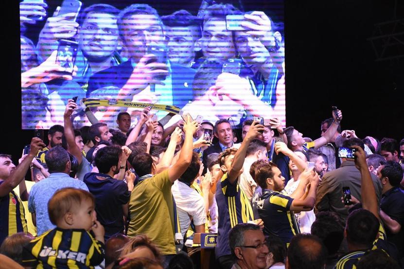 Fenerbahçe başkan adayı Ali Koçtan FETÖ iddialarına sert yanıt