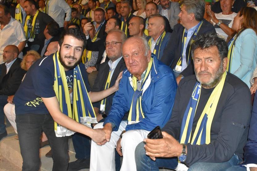 Fenerbahçe başkan adayı Ali Koçtan FETÖ iddialarına sert yanıt