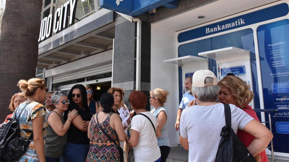 Bankada Muharrem İnceye destek kuyruğu