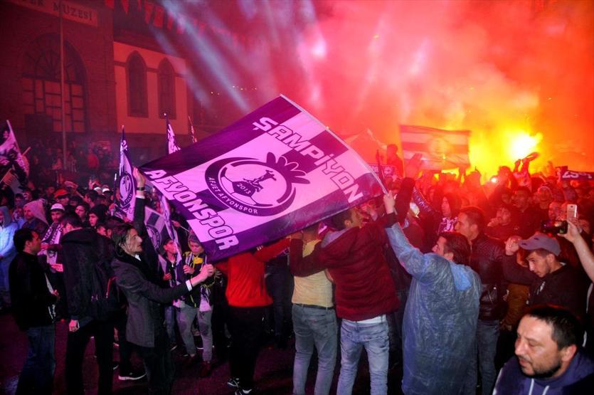 Afyonda 1. lig coşkusu