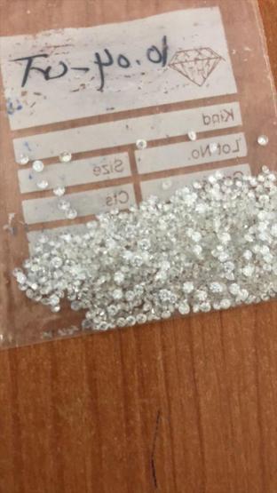 Havalimanında 543 pırlanta yakalandı