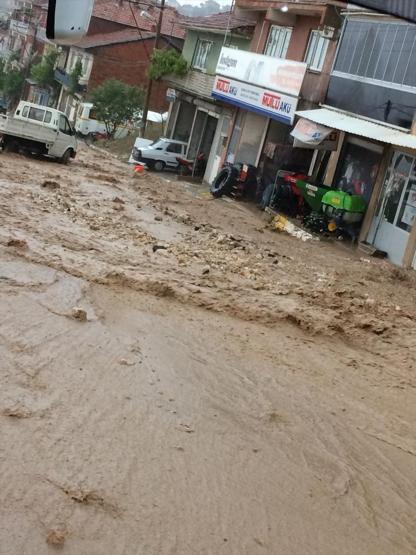 Şiddetli yağış üçüncü kez Denizliyi vurdu