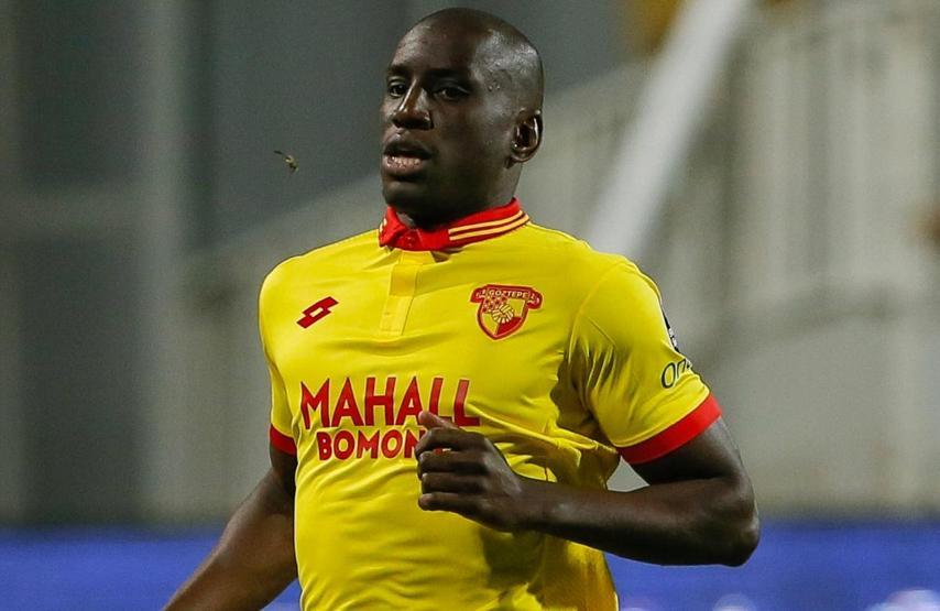 Demba Ba geri dönüyor