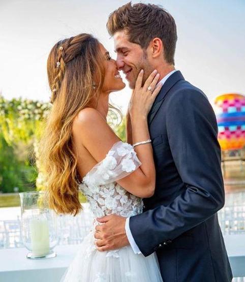 Sergi Roberto ünlü model Coral Simanovichle evlendi
