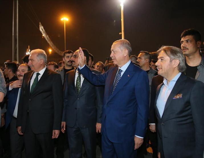 Cumhurbaşkanı Erdoğan Taksim Meydanına çıktı