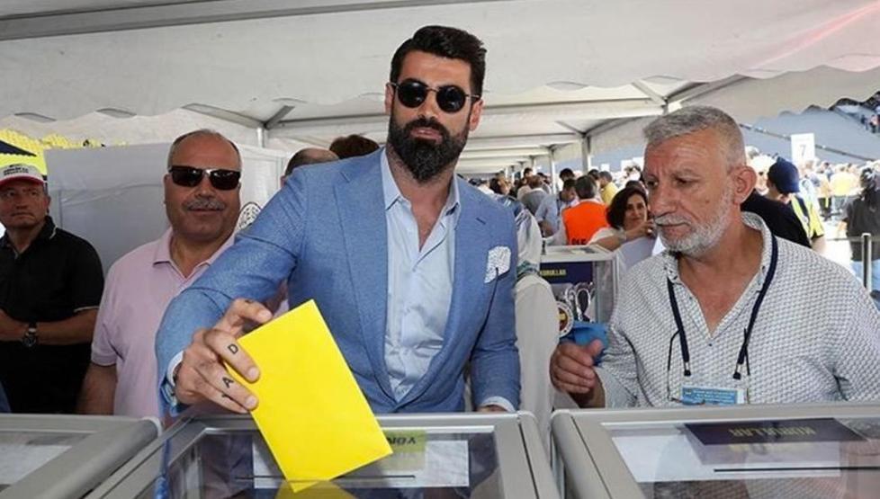 Fenerbahçe Kongresine ünlü akını
