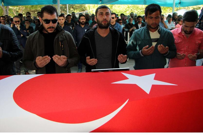 Şehit Orhan Özkan son yolculuğuna uğurlandı