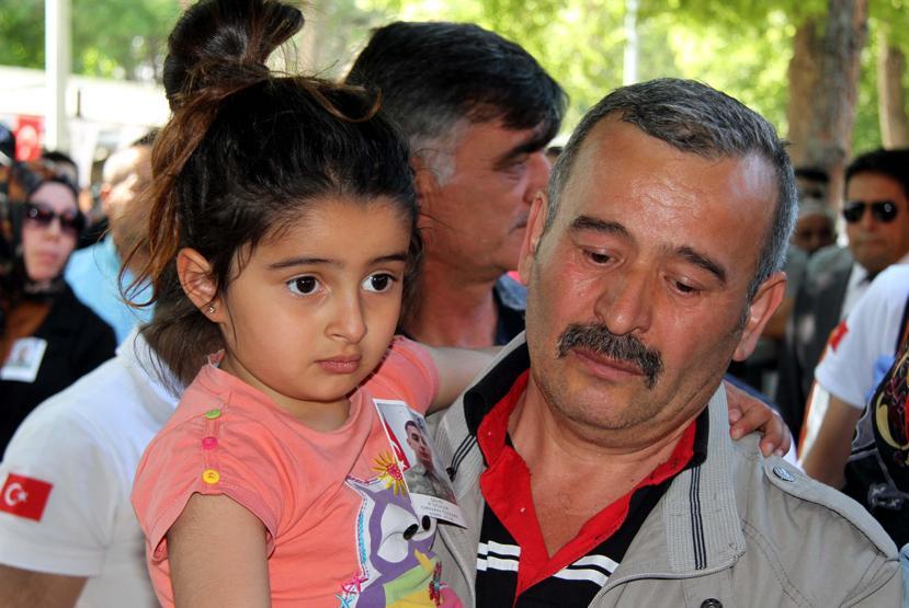Şehit Orhan Özkan son yolculuğuna uğurlandı