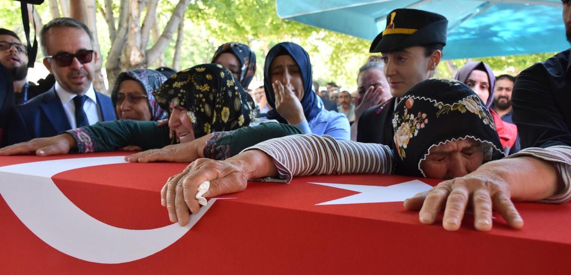 Şehit Orhan Özkan son yolculuğuna uğurlandı