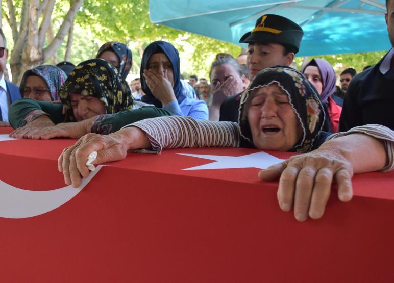 Şehit Orhan Özkan son yolculuğuna uğurlandı