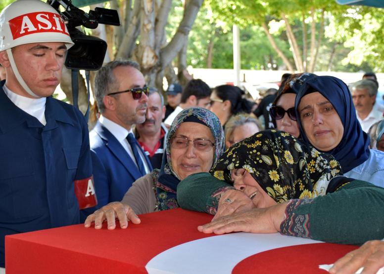 Şehit Orhan Özkan son yolculuğuna uğurlandı