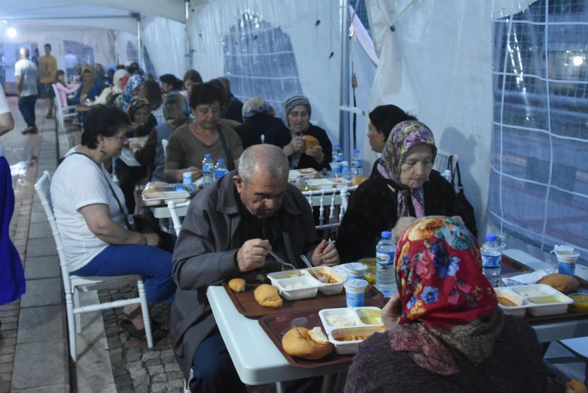 Türk Yahudi Toplumu, Selimiye Camiinde iftar verdi