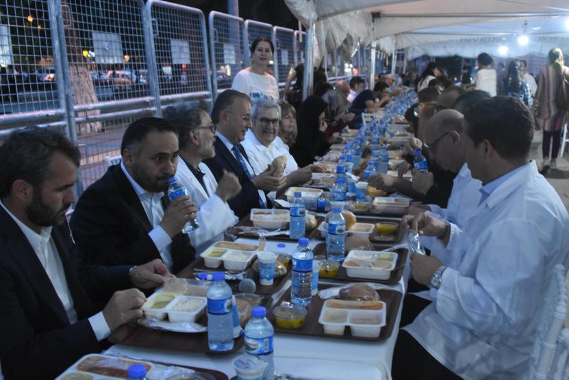 Türk Yahudi Toplumu, Selimiye Camiinde iftar verdi