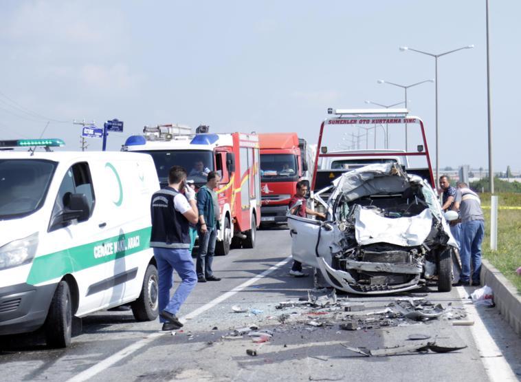 Atanma belgesi alma için yola çıktı: Aynı aileden 3 ölü, 1 ağır yaralı
