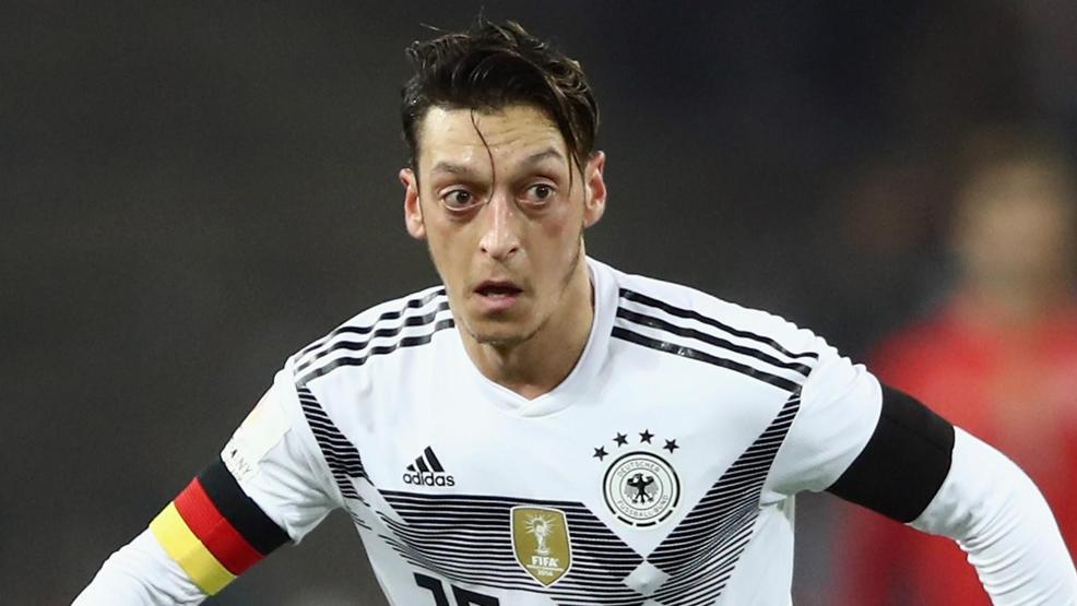 Mesut Özil, Ronaldoyu geçti, sırada Messi var