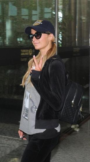 Paris Hilton, Türkiyeden ayrıldı: Bankonun önünde çöktü kaldı