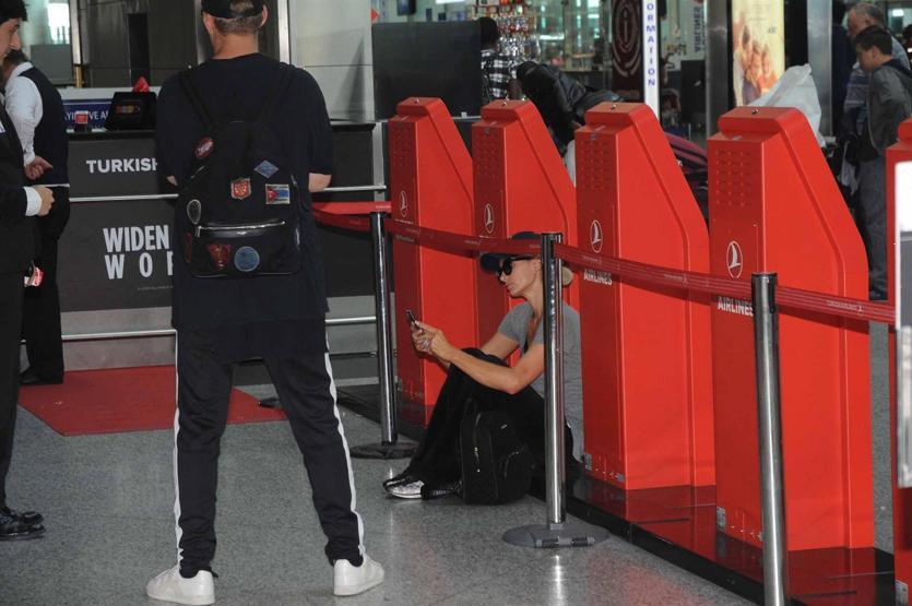 Paris Hilton, Türkiyeden ayrıldı: Bankonun önünde çöktü kaldı