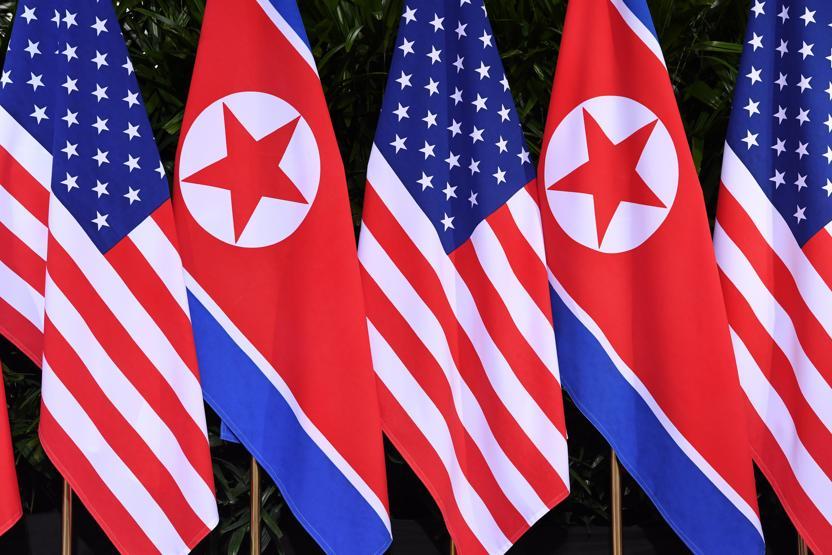 Singapurda tarihi zirve: Trump ve Kim Jong-un imzayı attı