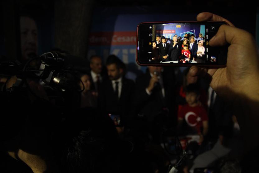 Cumhurbaşkanı Erdoğandan kıraathane ziyareti