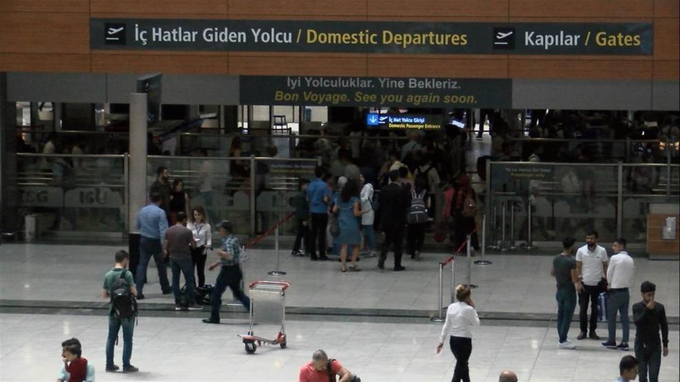 İstanbul boşalıyor: Sabiha Gökçende bayram yoğunluğu