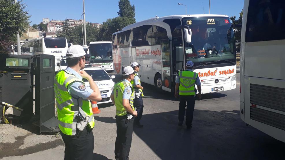 İstanbul boşalıyor: Sabiha Gökçende bayram yoğunluğu
