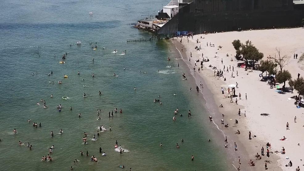 İstanbullular bayramda plajlara akın etti