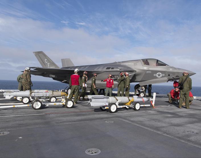 F- 35 uçakları tesliminde nefes kesen hafta