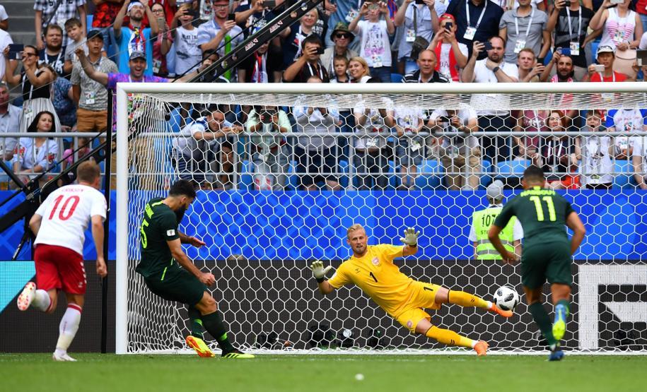 Danimarkalı futbolcu Danimarkanın kabusu oldu