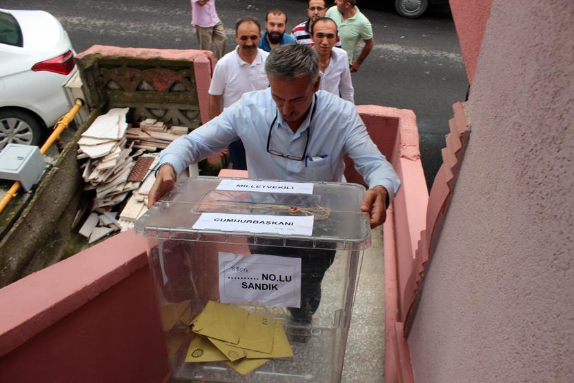 Onlar sandığa gidemeyince sandık onlara geldi