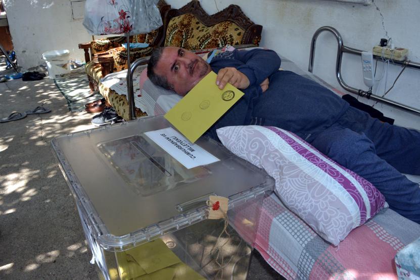 Onlar sandığa gidemeyince sandık onlara geldi