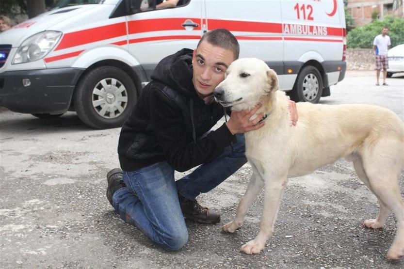 Köpeğini kurtarmak isterken mahsur kaldı