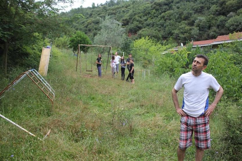 Köpeğini kurtarmak isterken mahsur kaldı