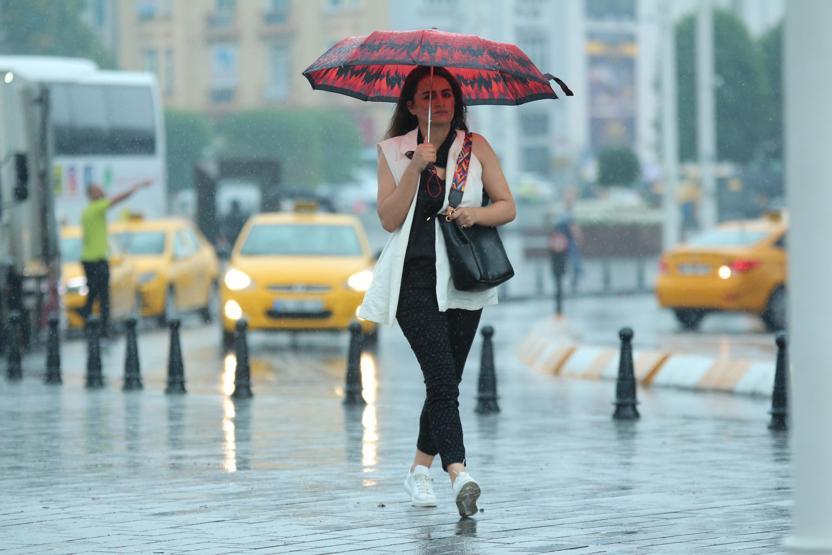 İstanbulda sağanak başladı