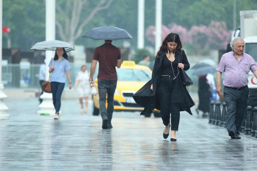 İstanbulda sağanak başladı