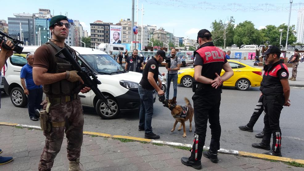 İstanbulda başladı... 180 noktada 2 bin 400 polis...