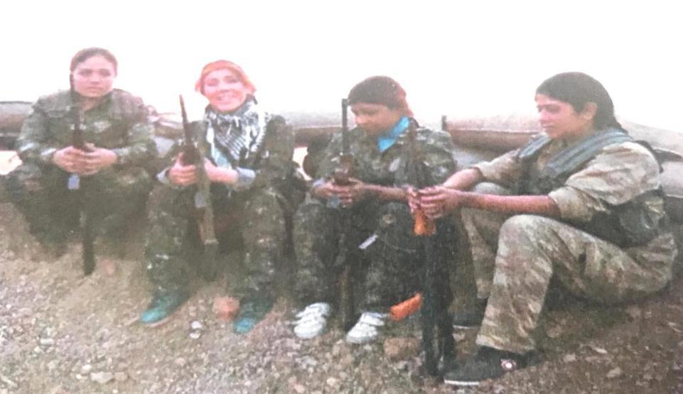 Tutuklanan şarkıcının telefonundan Karayılanla çekilmiş fotoğraflar çıktı