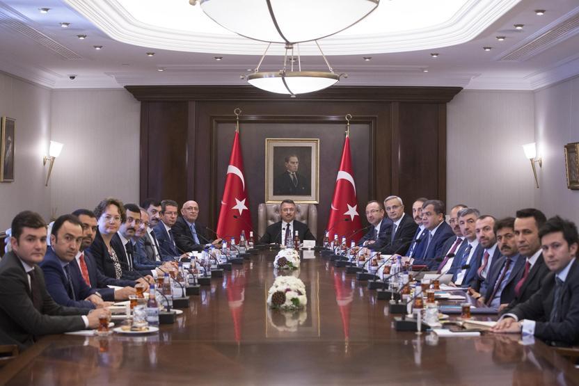 Son Müsteşar devletin mutfağına veda ediyor