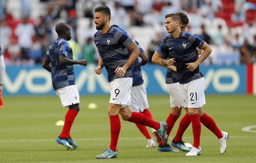 Mbappe yıldızlaştı, Messi veda etti