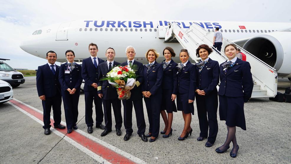 Türk Hava Yolları’nın 45 yıllık pilotu emekli oldu