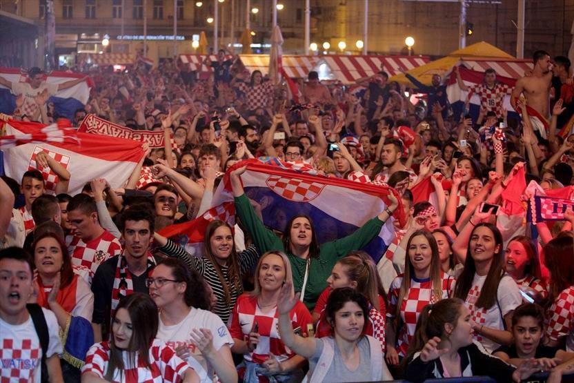 Hırvatlar Zagrebde çılgınlar gibi sevindi