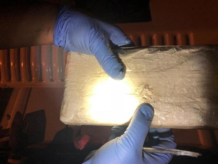 Yolcu minibüsünden 63 kilo eroin çıktı