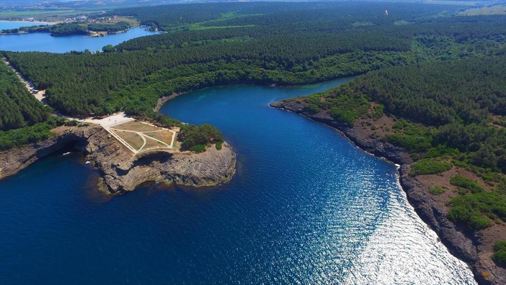 Hamsilos Tabiat Parkı ziyaretçilerine görsel şölen sunuyor