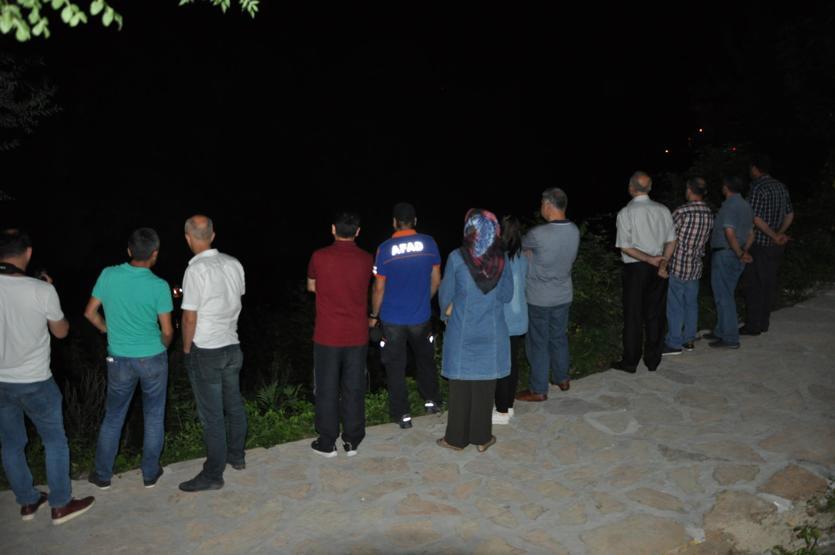 Bartında yunus kurtarma operasyonu