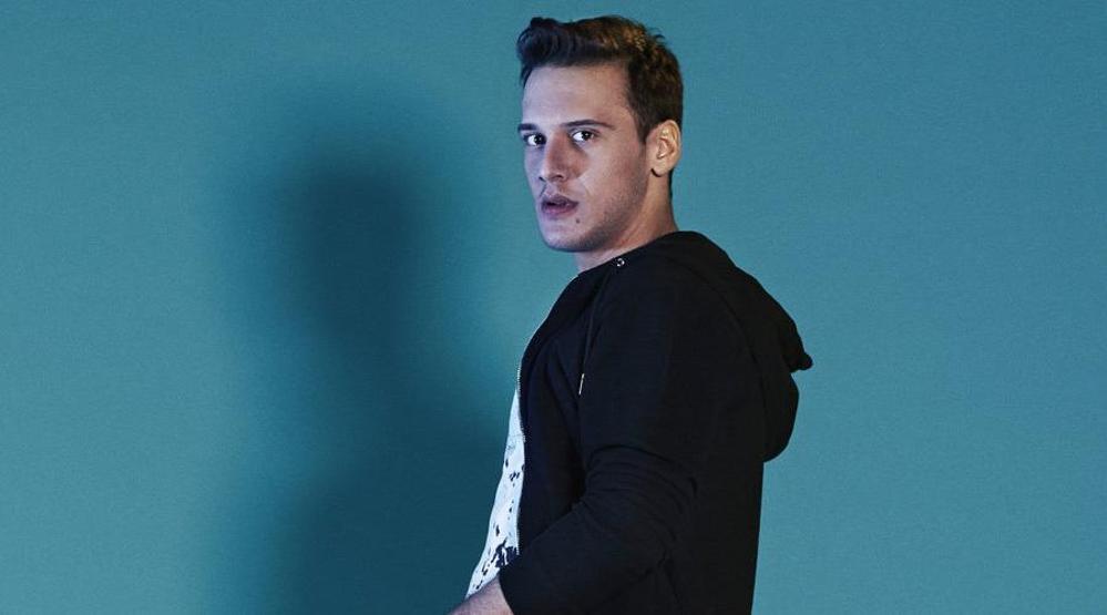 Edis: Duşta bir saat ağladım