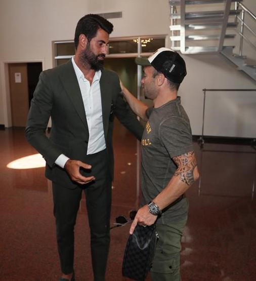 Son dakika Fenerbahçe Volkan Demirelle sözleşme yeniledi